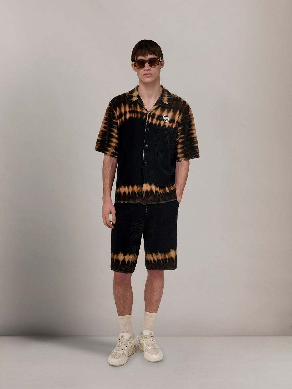 AMIRI MA PATCH TIE DYE KNIT SHIRT BLACK — vista 2
