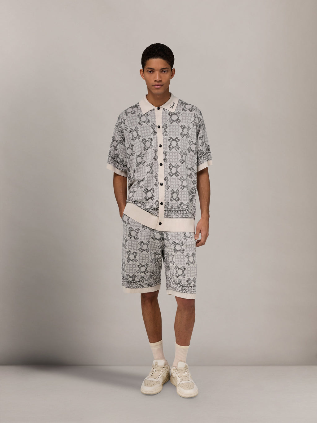 AMIRI MA QUAD CHECK MESH KNIT SHORT ALABASTER — vista 2