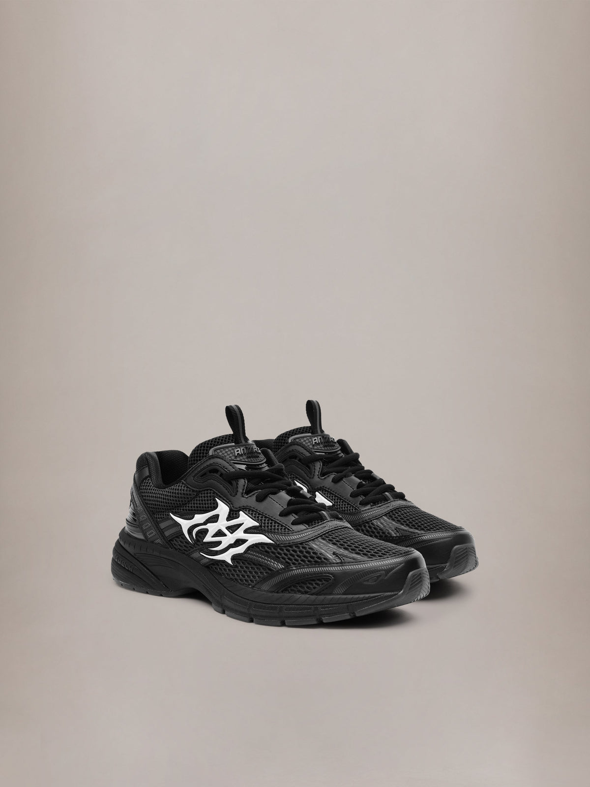 AMIRI M-TECH BLACK SILVER — vista 2