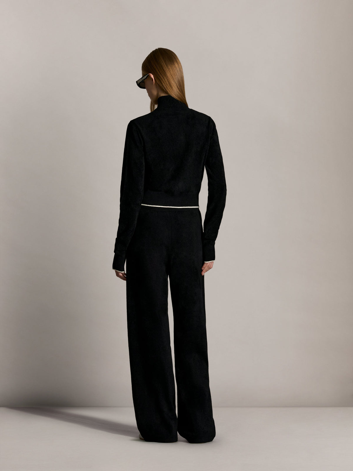 AMIRI COLLEGIATE VELVET TRACK JACKET BLACK — vista 4