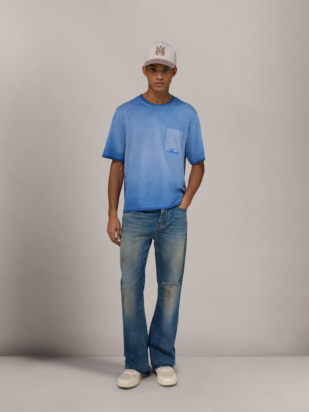 AMIRI SLASH BOOTCUT JEAN DESERT SKY — vista 2