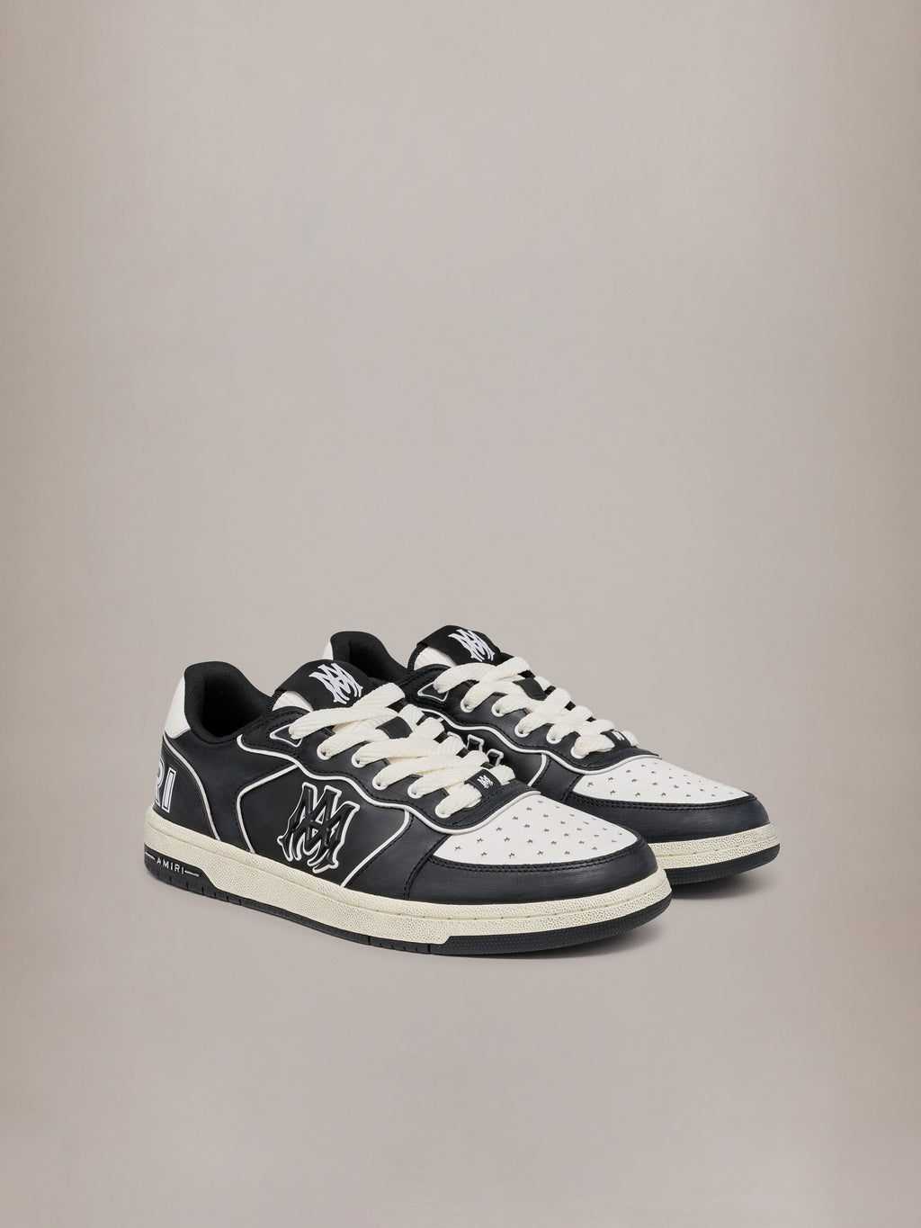 AMIRI NEWPORT BLACK — vista 4