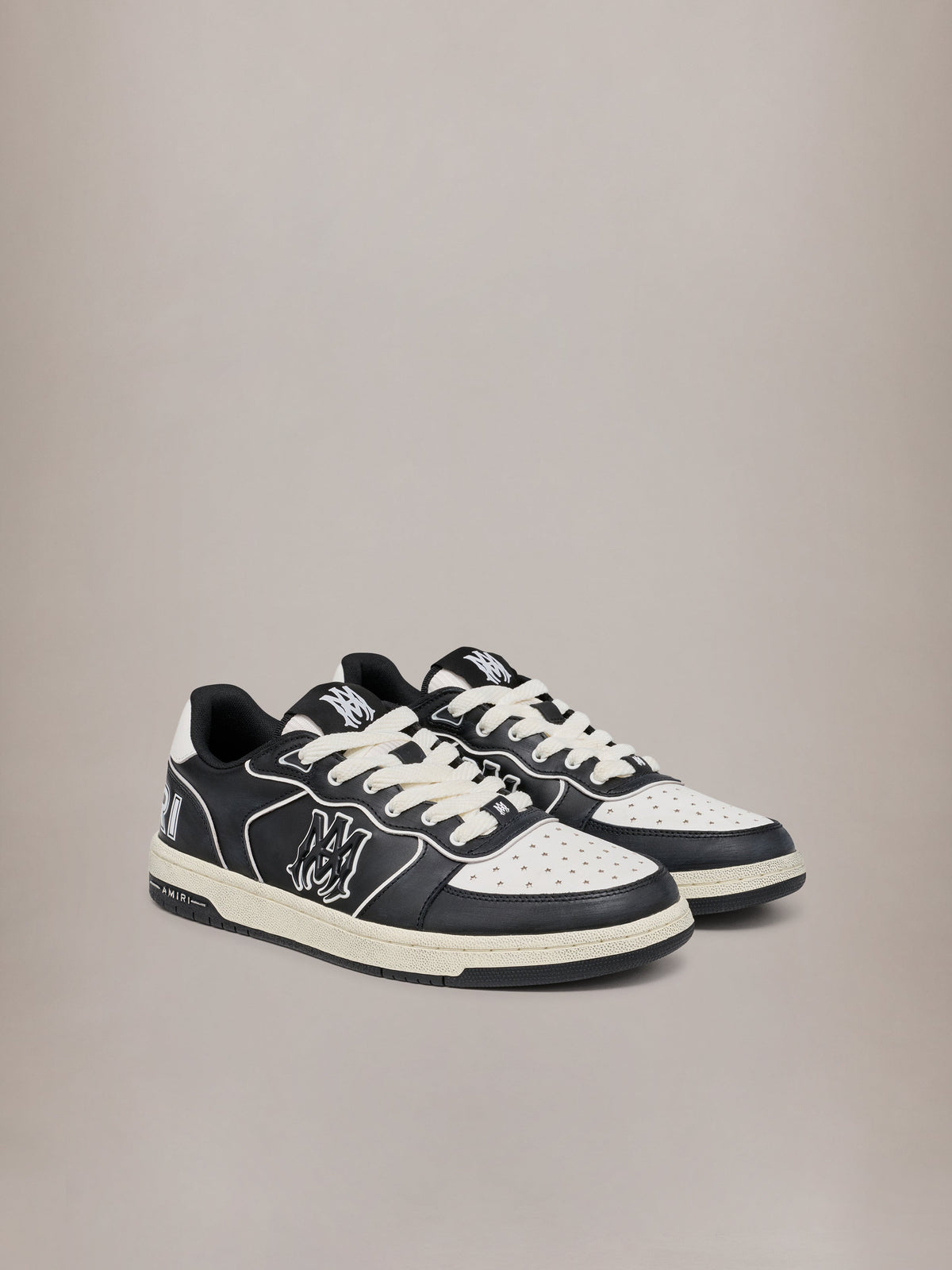 AMIRI NEWPORT BLACK — vista 4