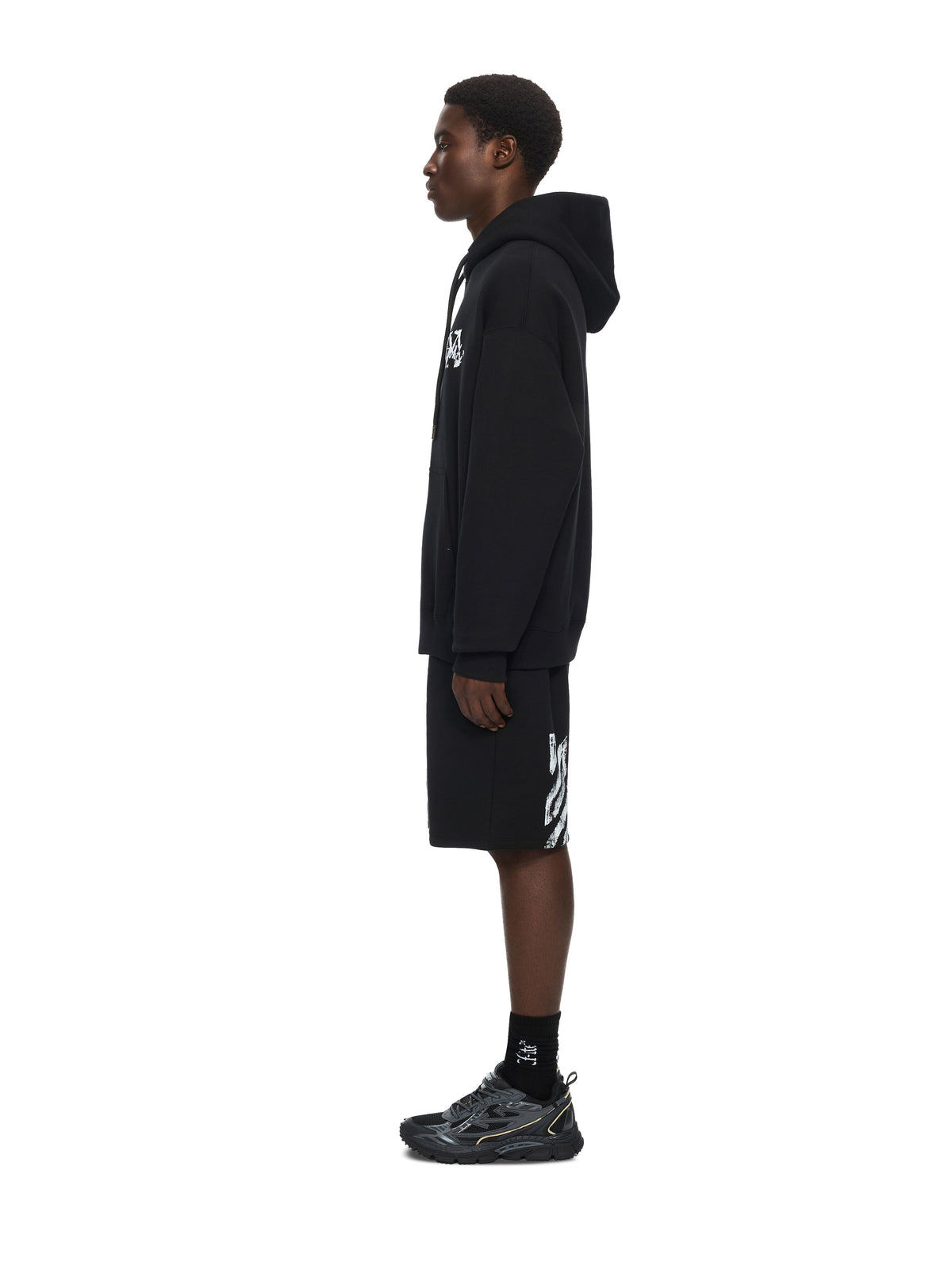 OFF-WHITE STROKE 2 ARROW SKATE HOODIE BLACK — vista 3