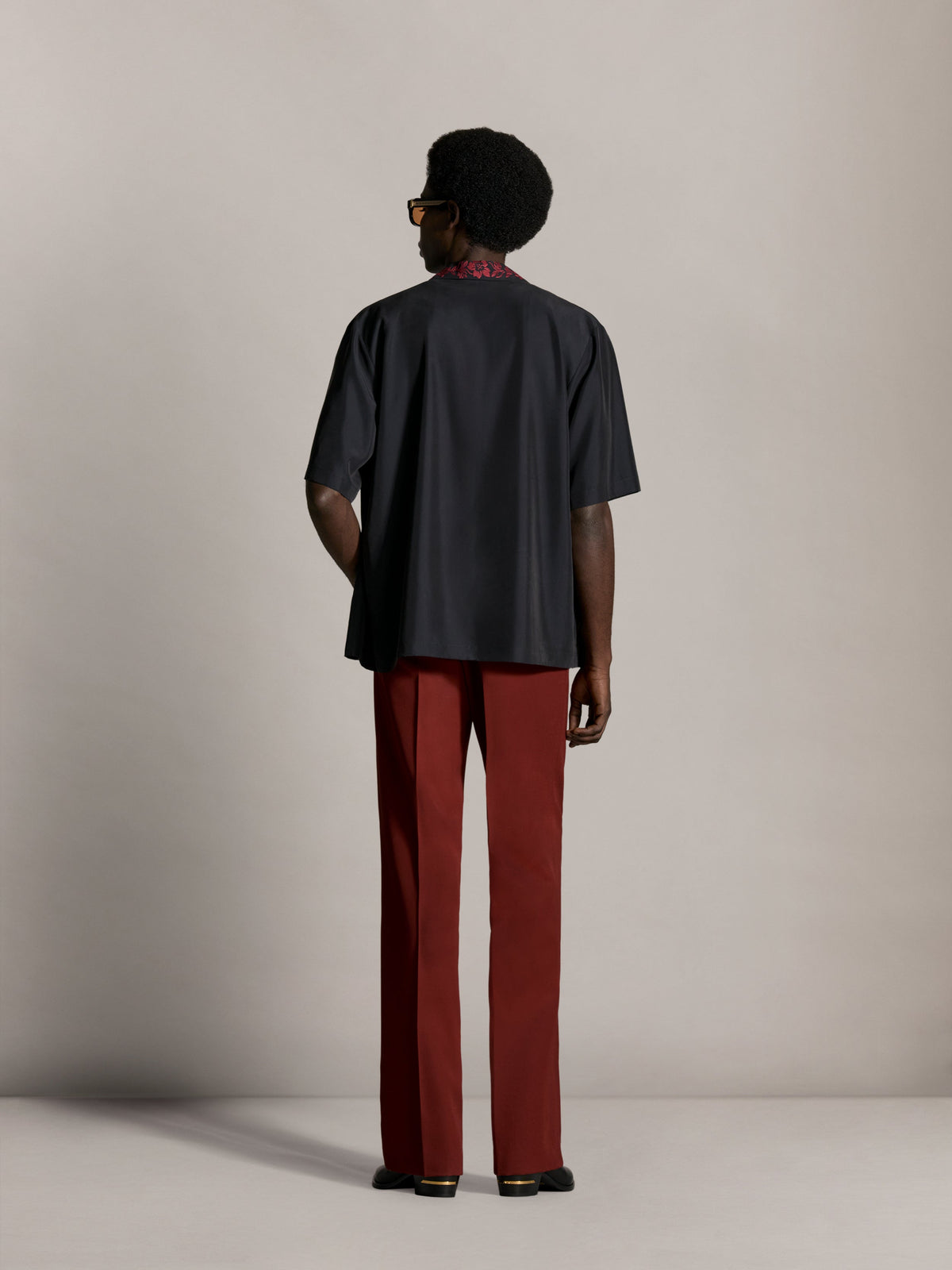 AMIRI REGULAR FIT FLORAL COLLAR SHIRT BLACK — vista 4