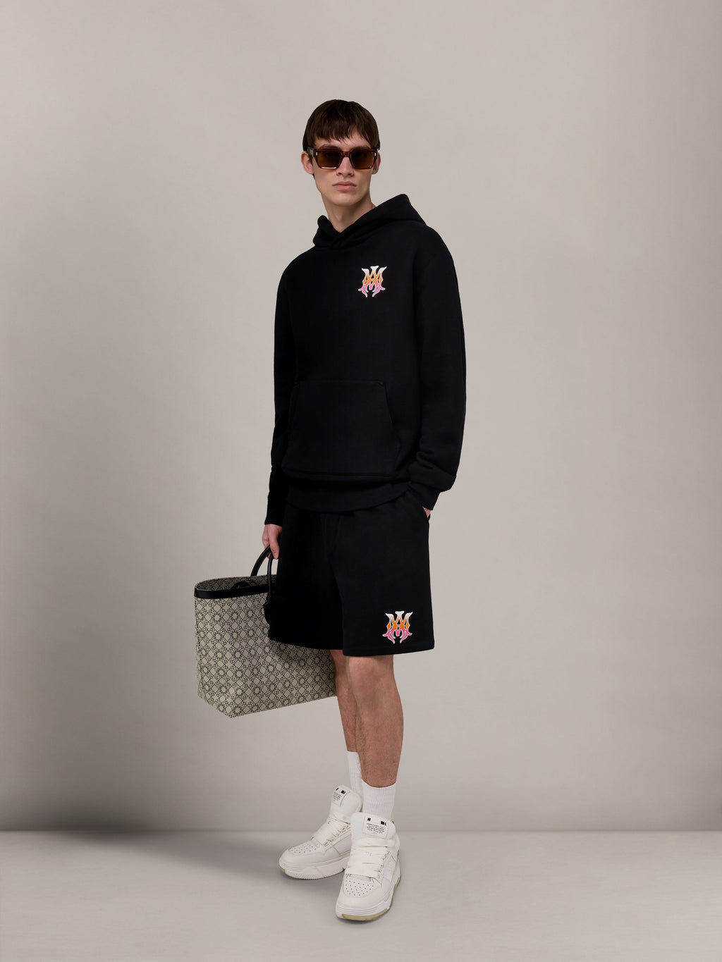 AMIRI MA SWEATSHORT BLACK — vista 3