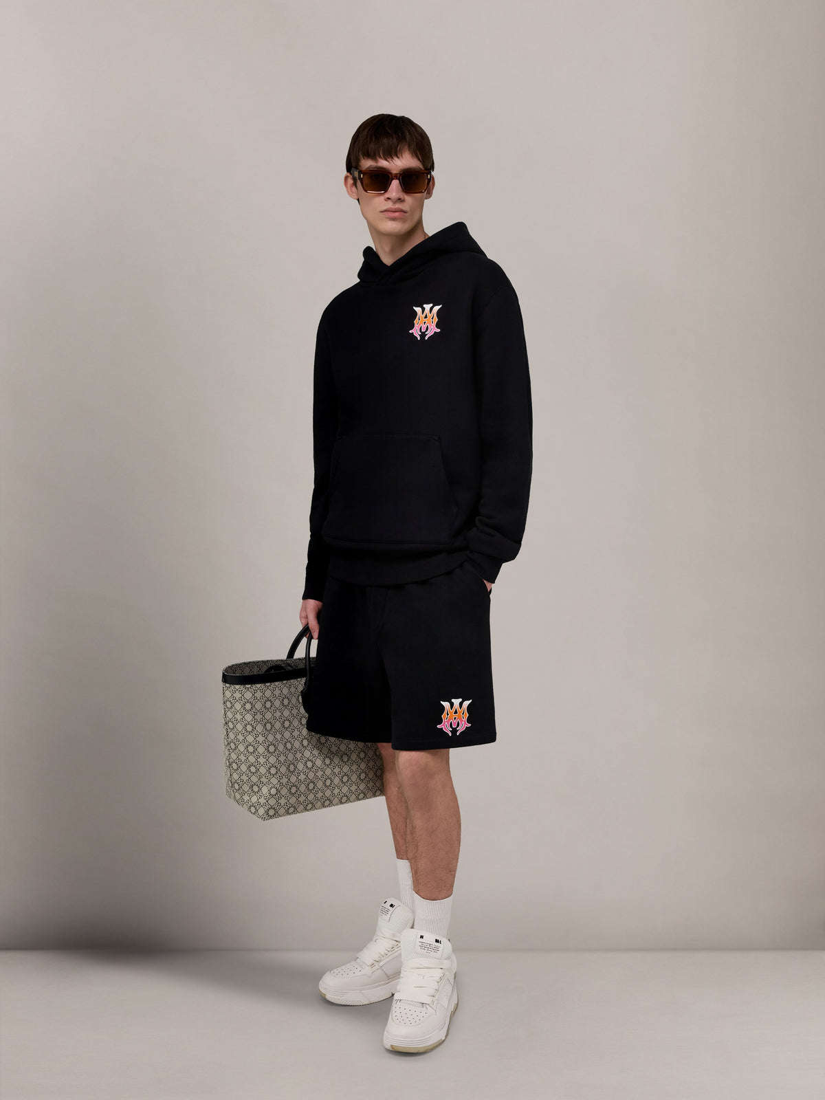 AMIRI MA SWEATSHORT BLACK — vista 3