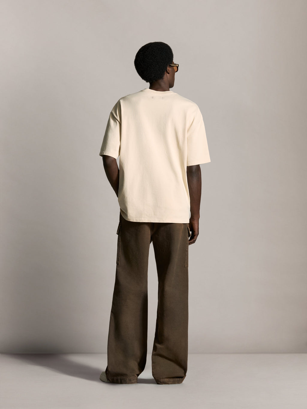 AMIRI SMOKING WOLF OVERSIZED TEE ALABASTER — vista 4