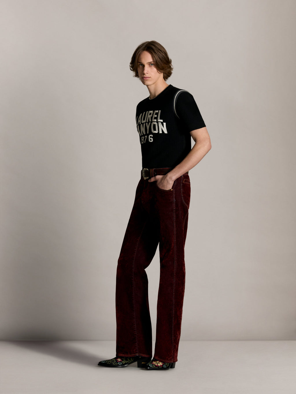 AMIRI VINTAGE CUT FLOCK DENIM JEAN BRICK — vista 3
