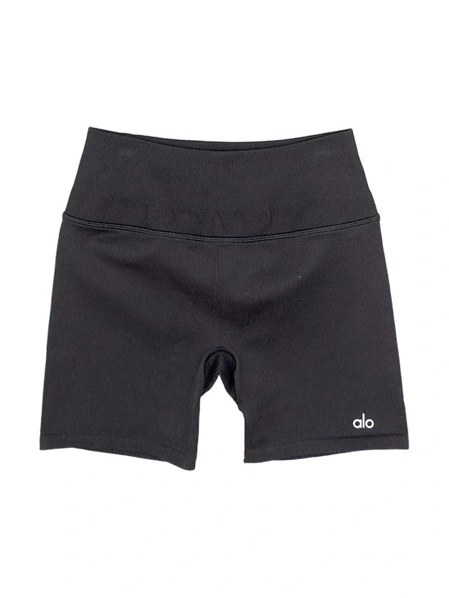 ALO SEAMLESS RIBBED FAVORITE SHORT BLACK ALO The Hype Company