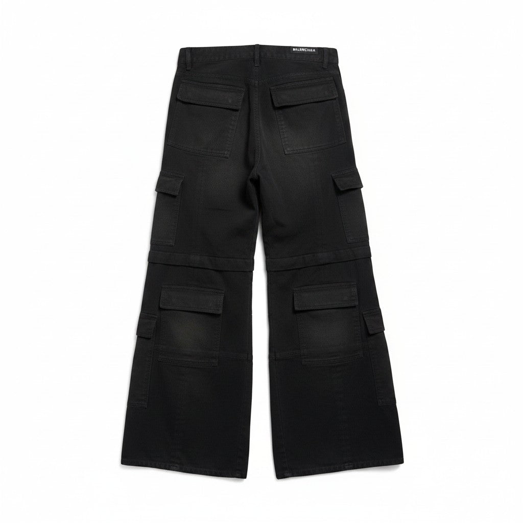 The Hype Company pantalones cargo negros acampanados convertibles con múltiples bolsillos.