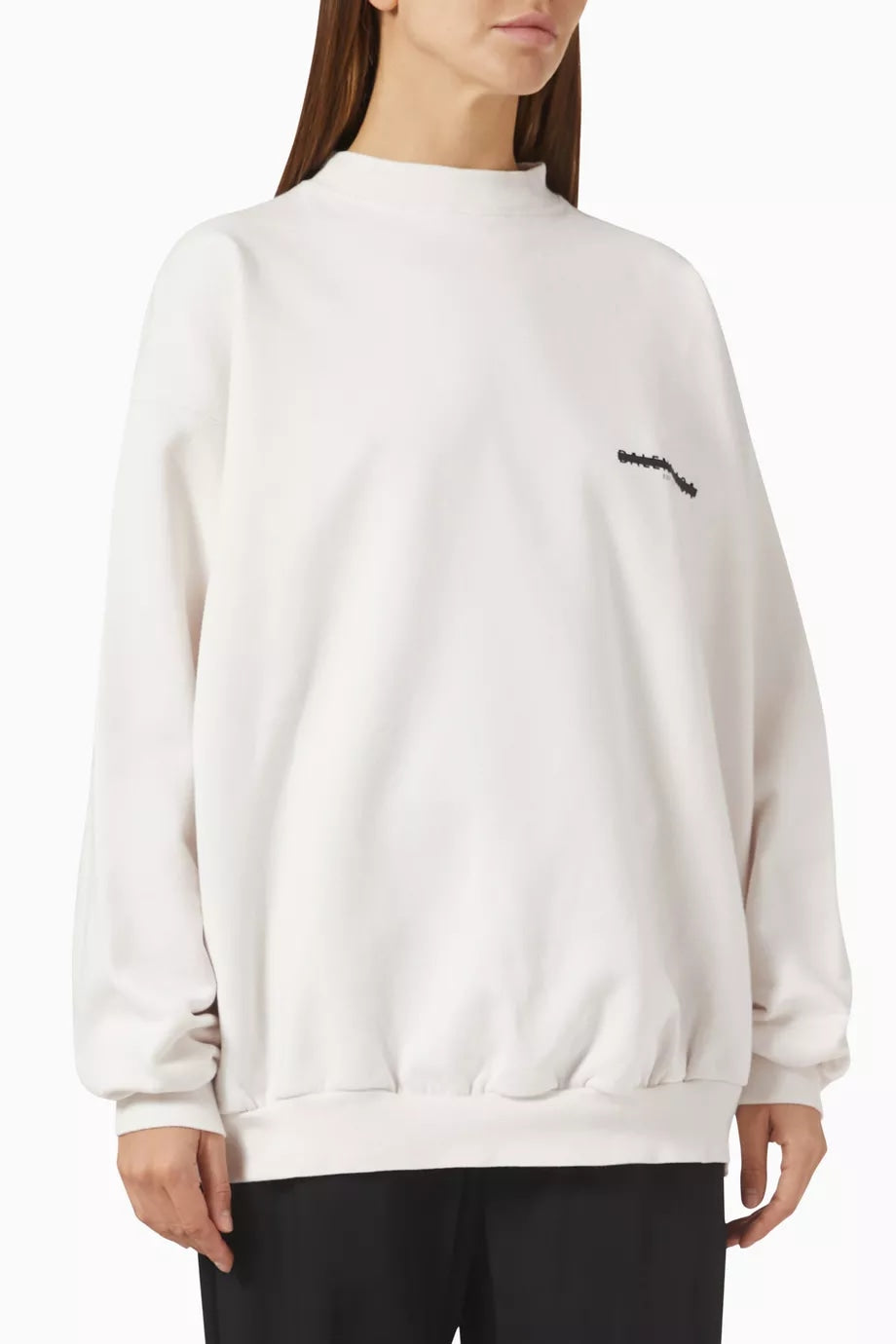 BALENCIAGA STRIKER LOGO WHITE CREWNECK