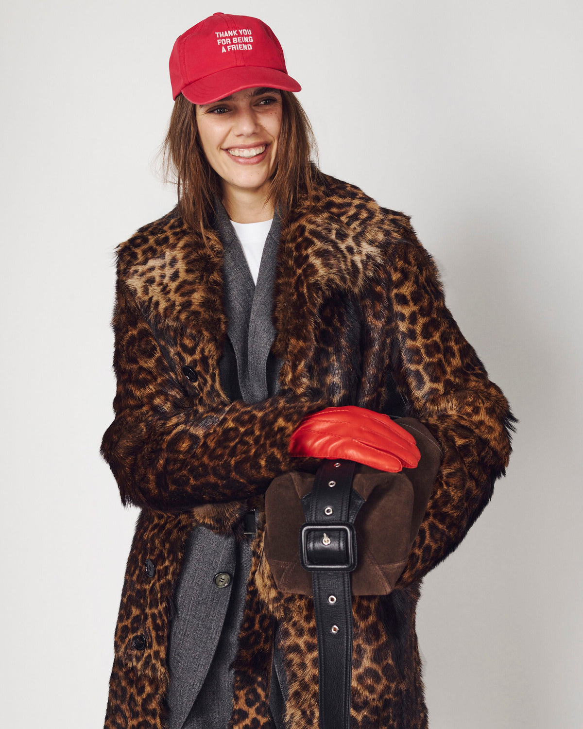 AMI PARIS LONG LEOPARD GOAT LEATHER BELTED COAT — vista 7