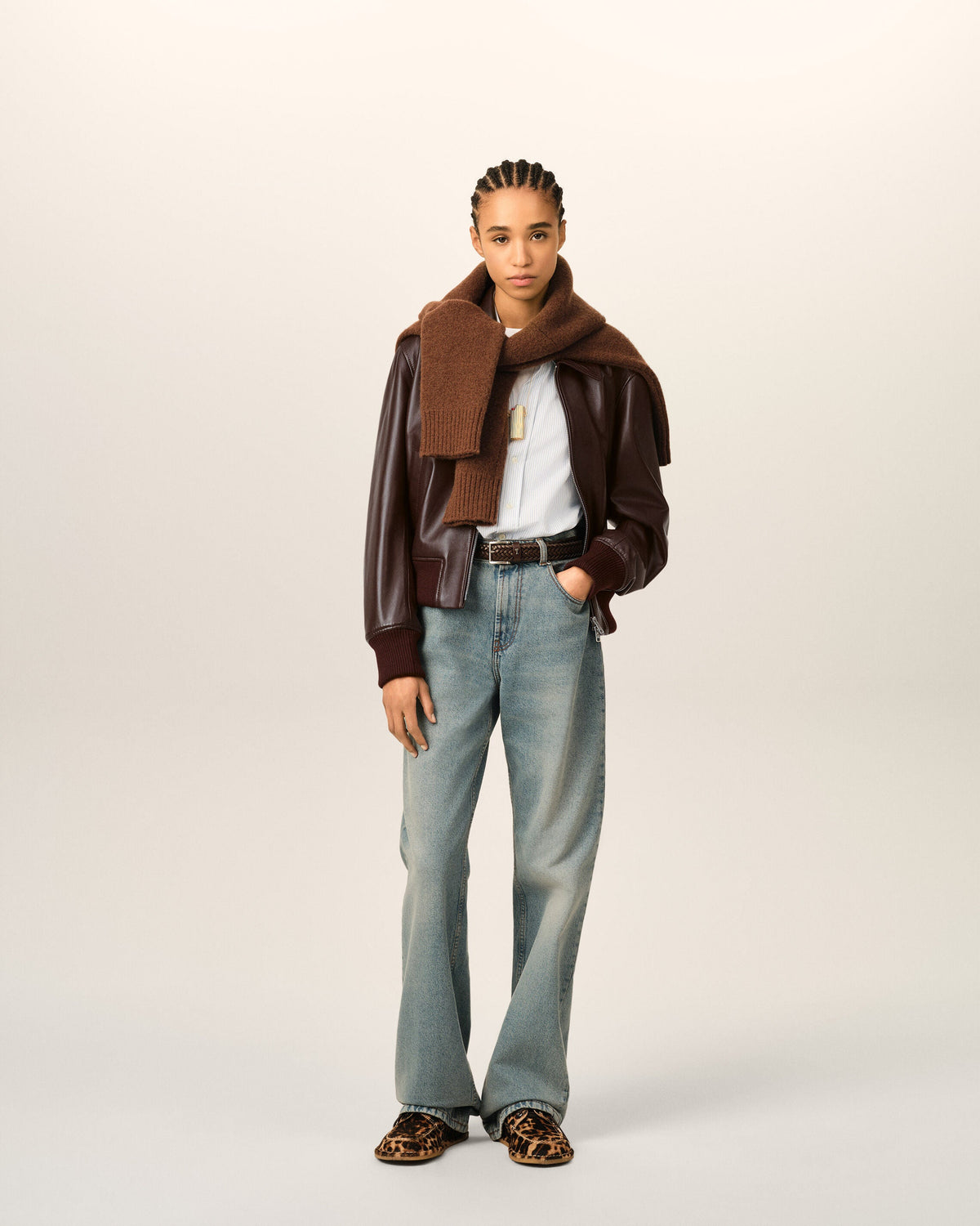 AMI PARIS BURGUNDY LAMB LEATHER ZIPPED JACKET — vista 2