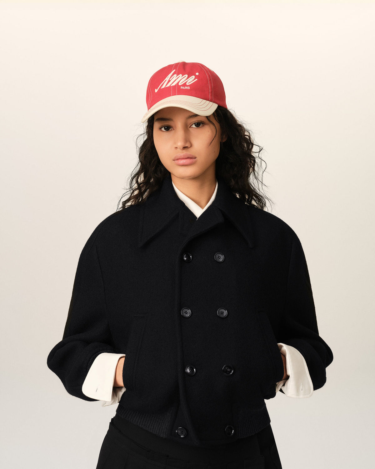 AMI PARIS SHORT BLACK DOUBLE BREASTED WOOL BOMBER — vista 3