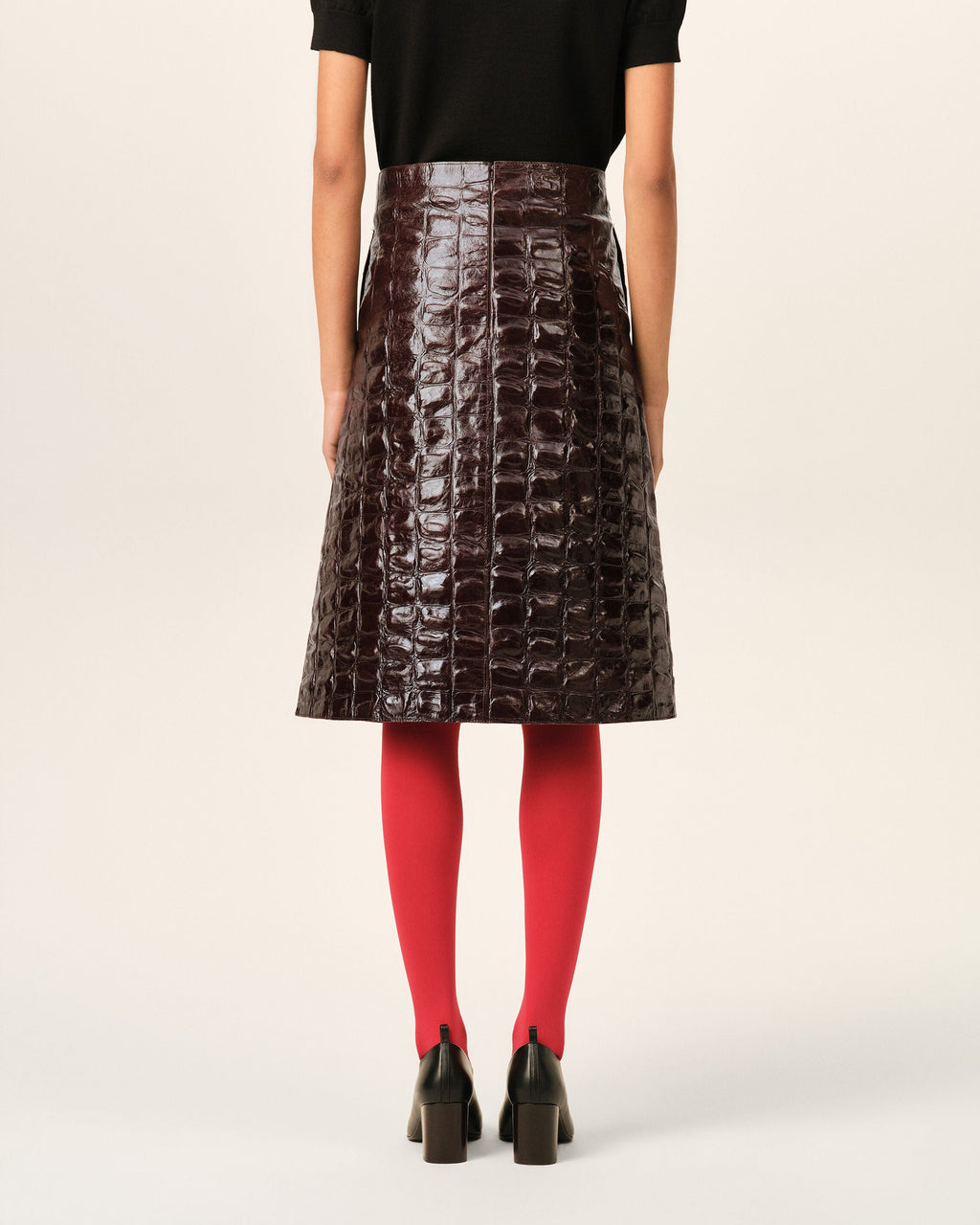 AMI PARIS BURGUNDY MIDI COWHIDE LEATHER SKIRT — vista 4