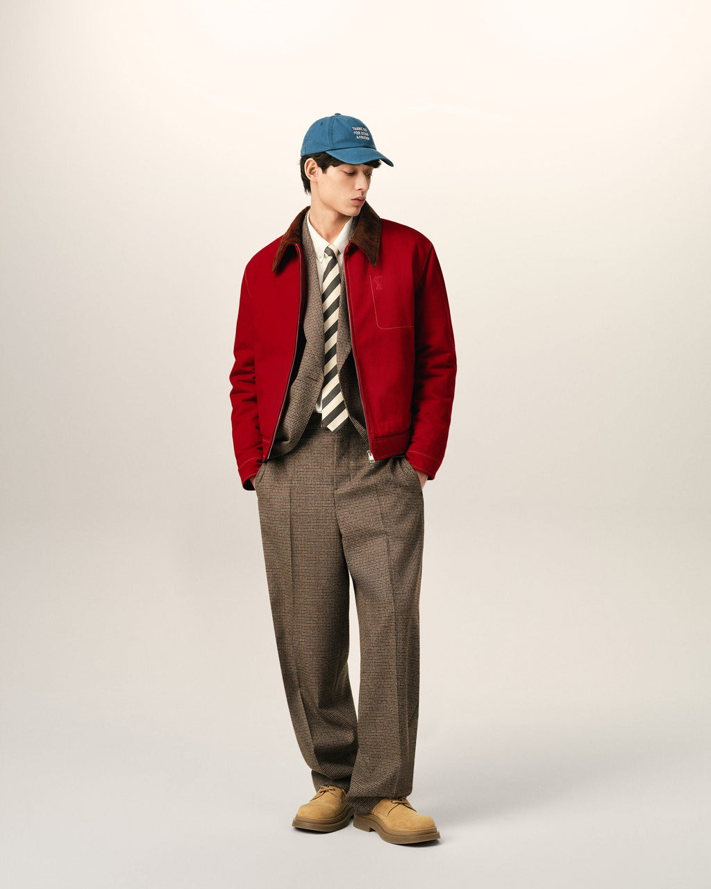 AMI PARIS RED COTTON ZIPPED JACKET WITH AMI DE COEUR — vista 2