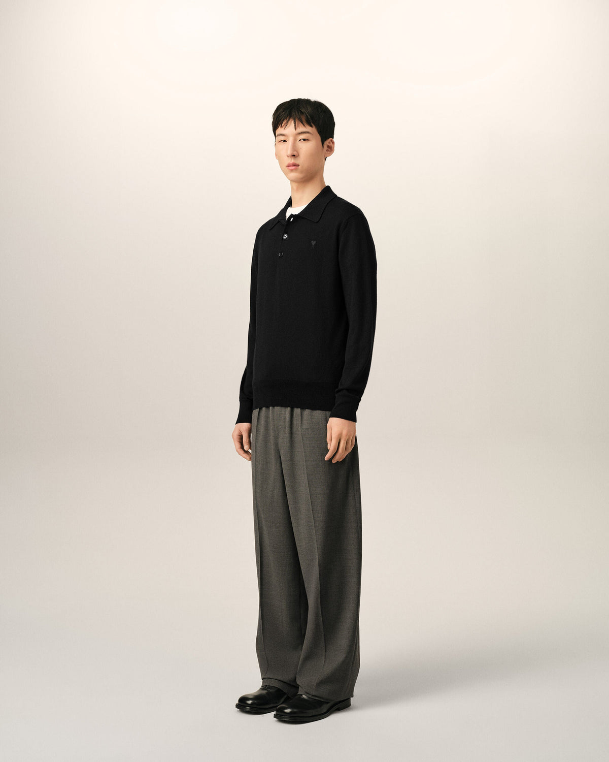 AMI PARIS BLACK WOOL POLO WITH AMI DE COEUR — vista 6