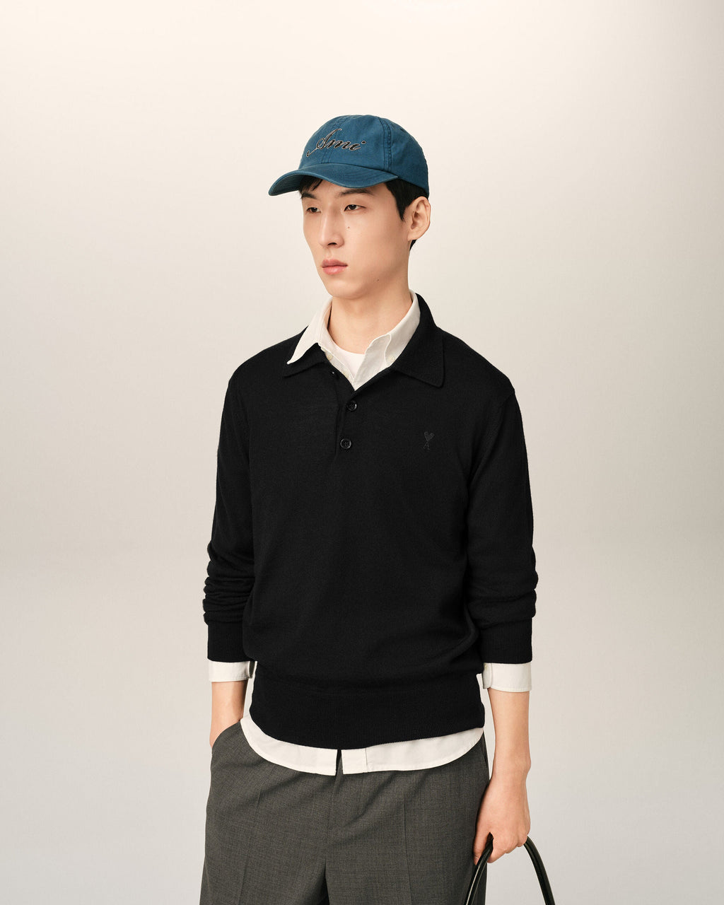 AMI PARIS BLACK WOOL POLO WITH AMI DE COEUR — vista 2
