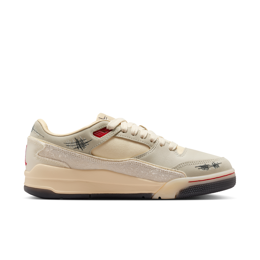 WHO DECIDES WAR TÉLA D’AMORE X JORDAN FLIGHT COURT “THE WORLD IS YOUR COURT” — vista 5