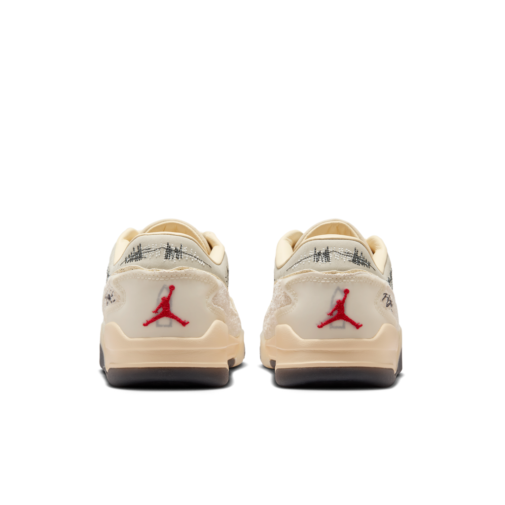 WHO DECIDES WAR TÉLA D’AMORE X JORDAN FLIGHT COURT “THE WORLD IS YOUR COURT” — vista 8