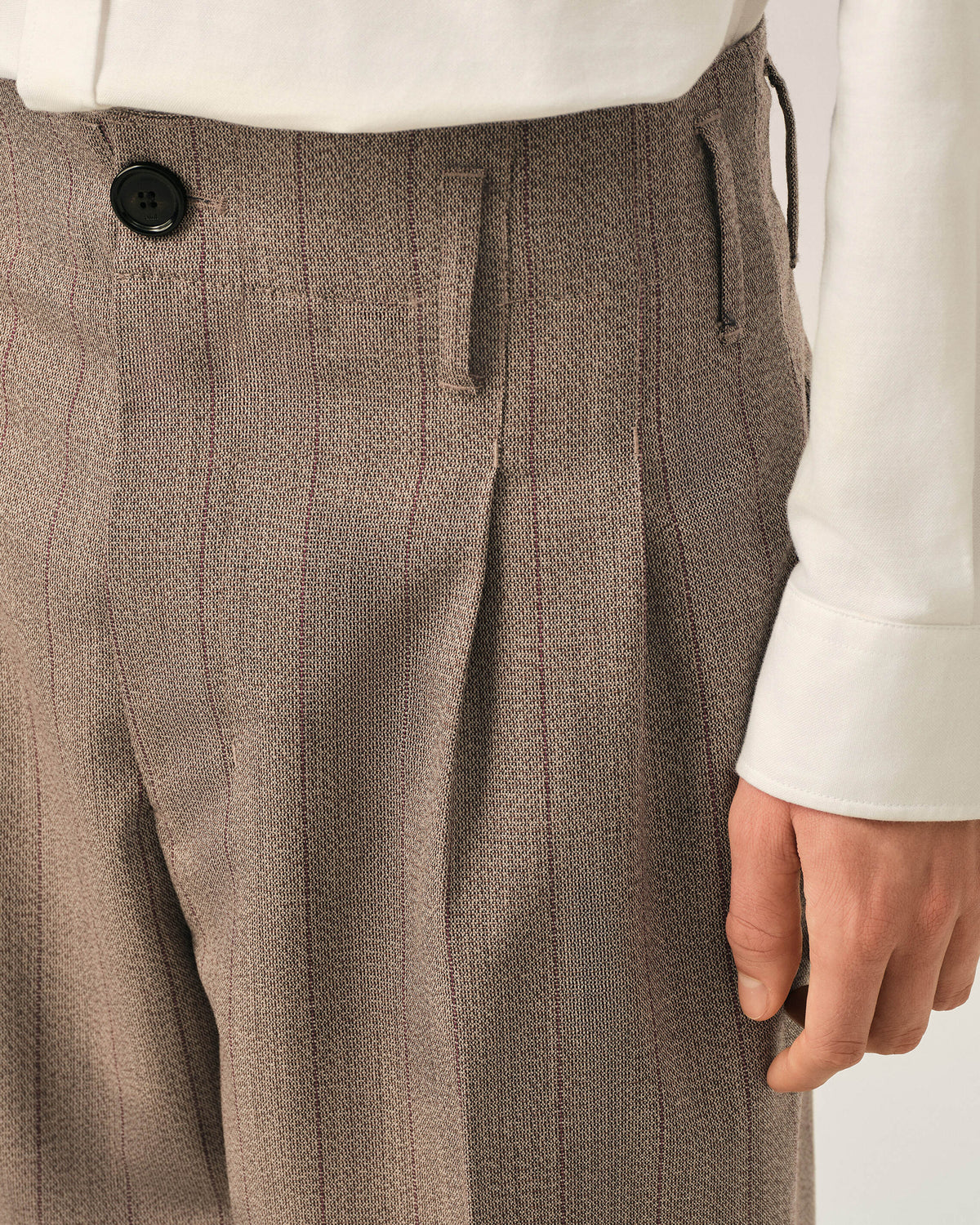 AMI PARIS BROWN STRIPED WOOL TWO-PLEATS TROUSERS — vista 5