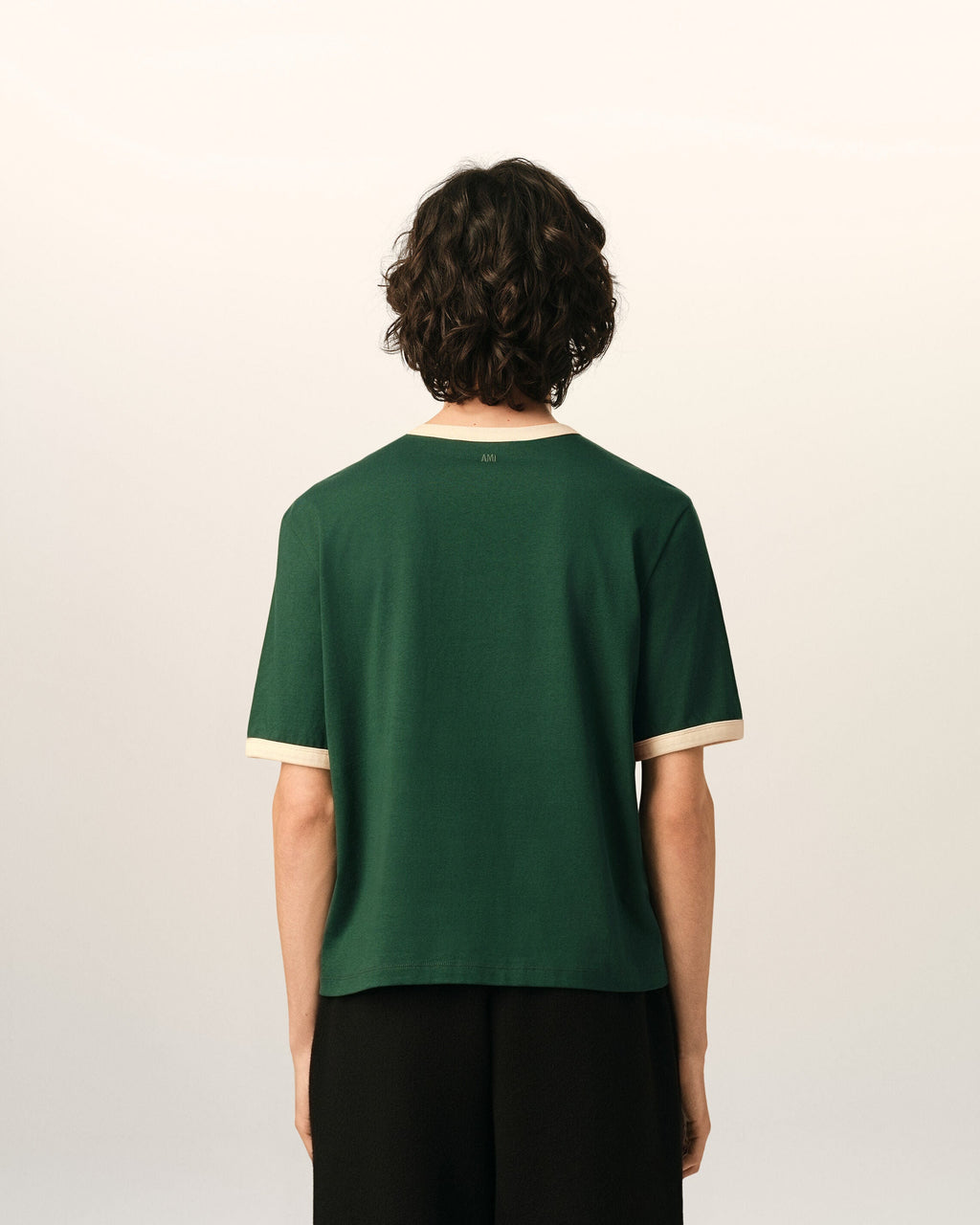 AMI PARIS GREEN CONTRASTED COTTON T-SHIRT WITH AMI DE COEUR — vista 5