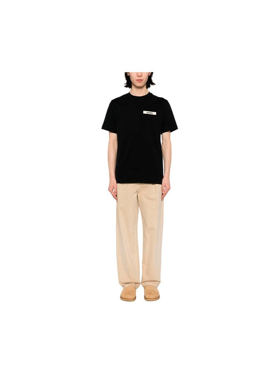 JACQUEMUS SMALL LOGO T-SHIRT BLACK JACQUEMUS The Hype Company