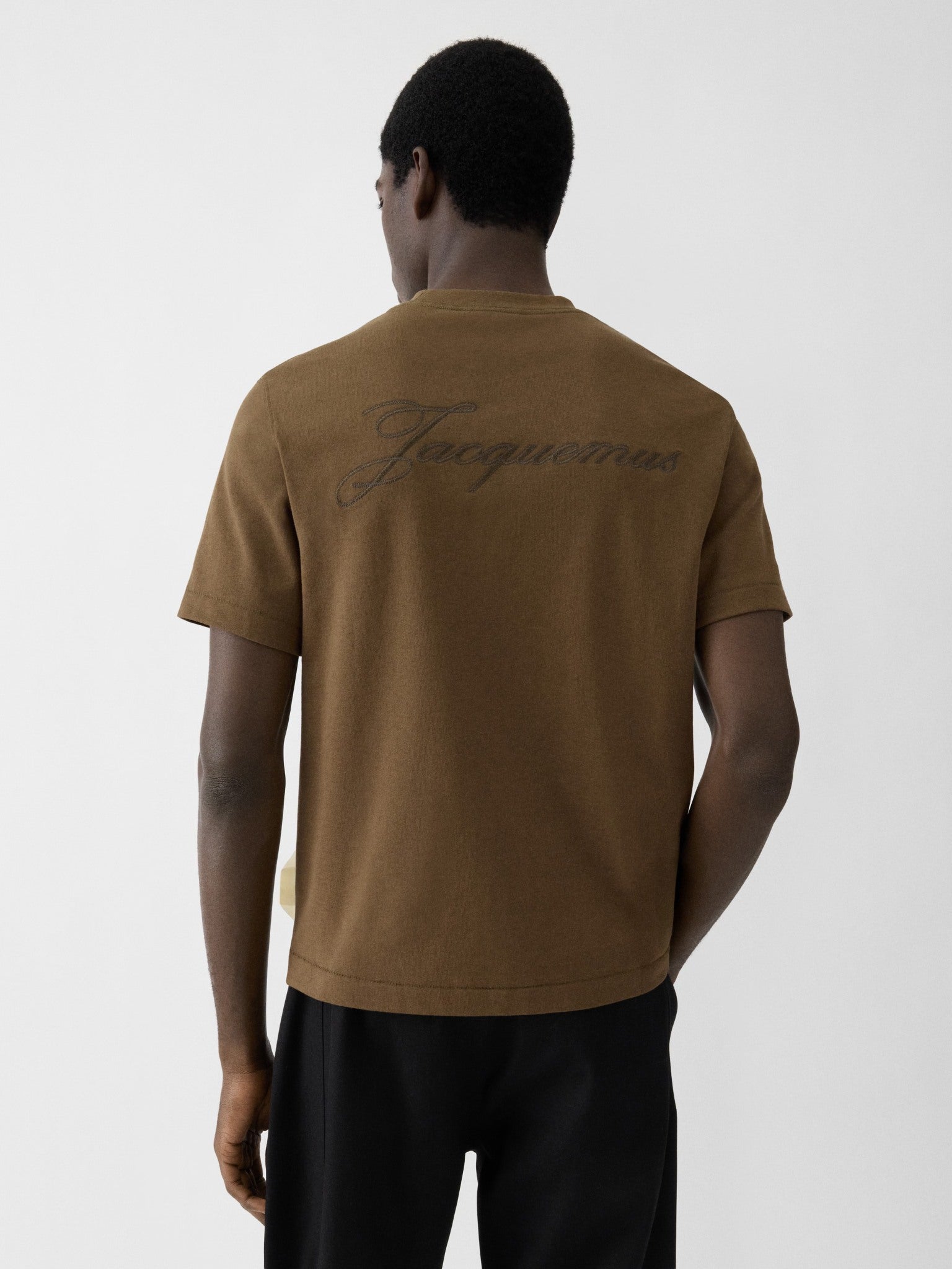 JACQUEMUS THE LOGO EMBROIDERED T-SHIRT KHAKI