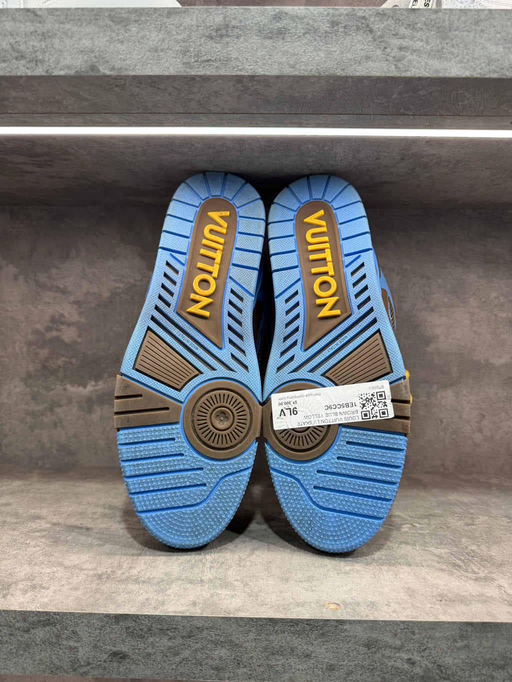 LOUIS VUITTON LV SKATE BROWN BLUE YELLOW