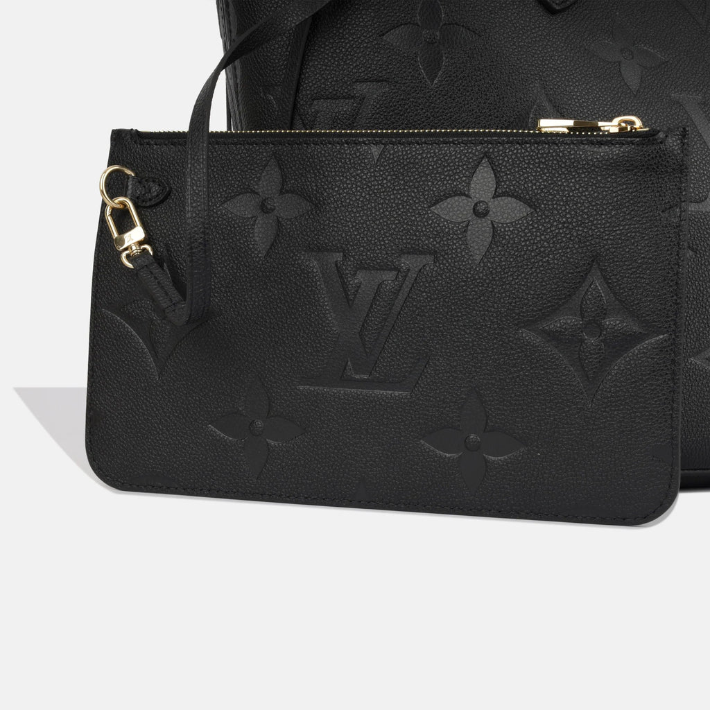 LOUIS VUITTON MONOGRAM GIANT NEVERFULL POUCH BLACK