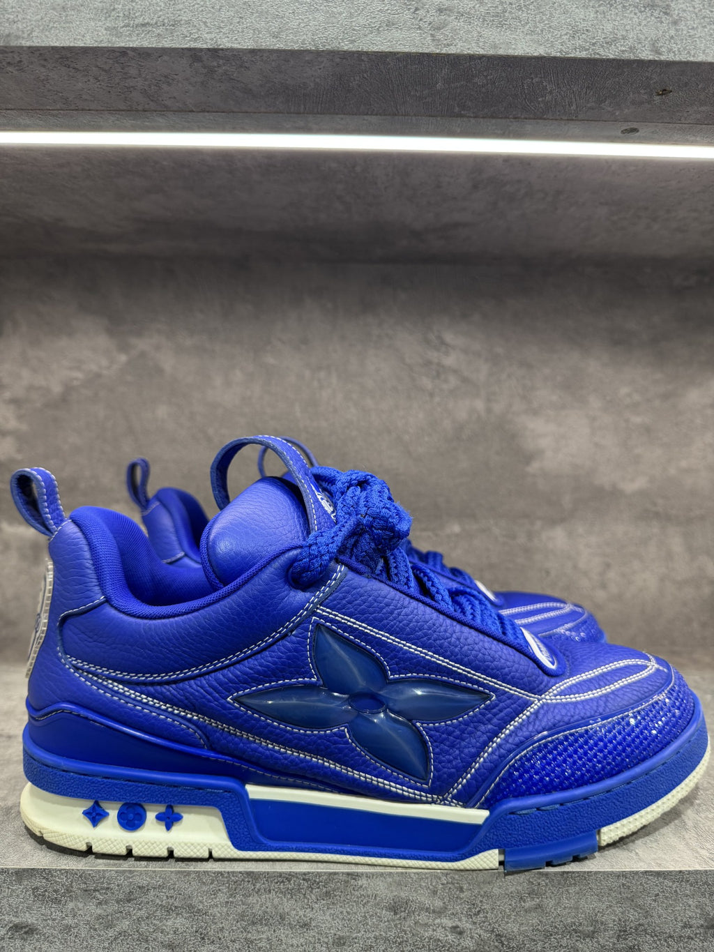 LOUIS VUITTON SKATE STAR LEATHER BLUE
