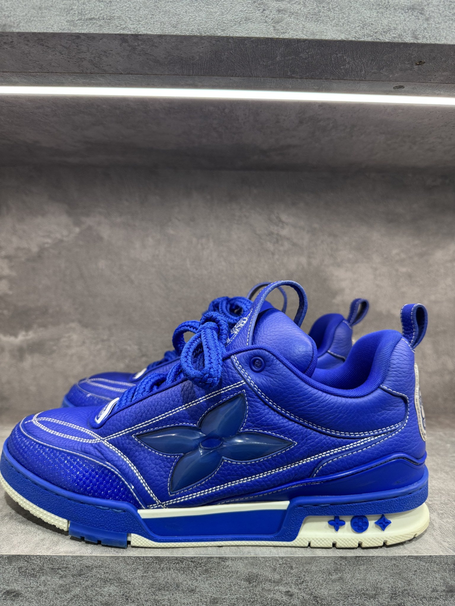 LOUIS VUITTON SKATE STAR LEATHER BLUE