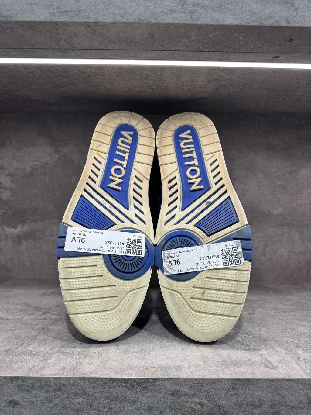 LOUIS VUITTON SKATE STAR LEATHER BLUE