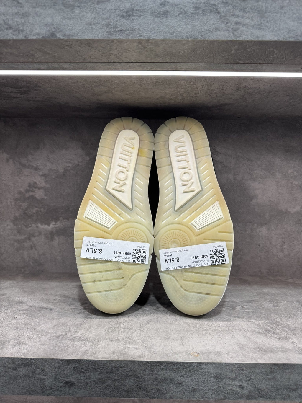 LOUIS VUITTON TRAINER BLACK MONOGRAM