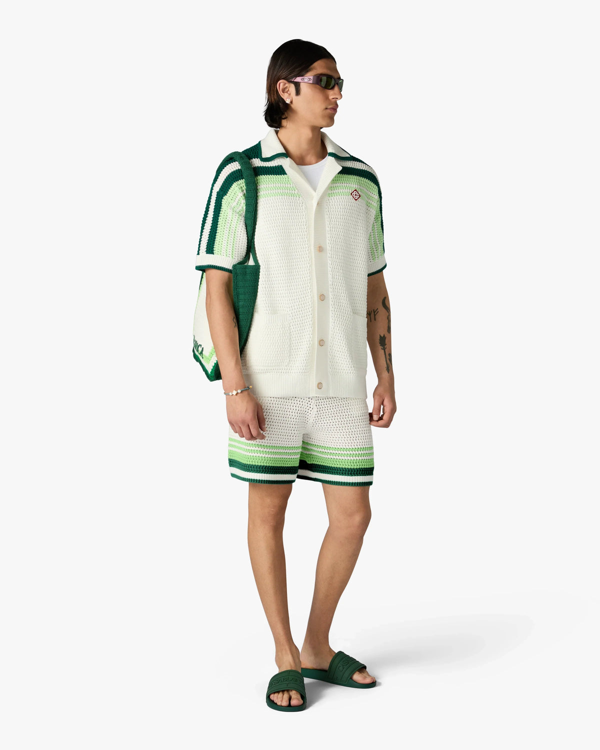 CASABLANCA GREEN & WHITE TENNIS STRIPE CROCHET SHORT SLEEVE SHIRT — vista 2