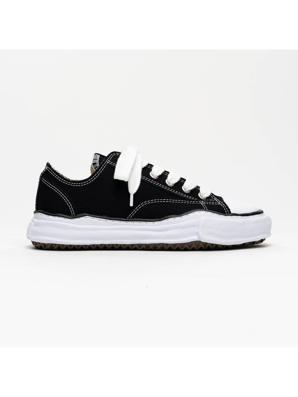 MIHARA YASUHIRO PETERSON BLACK ORIGINAL SOLE CANVAS LOW