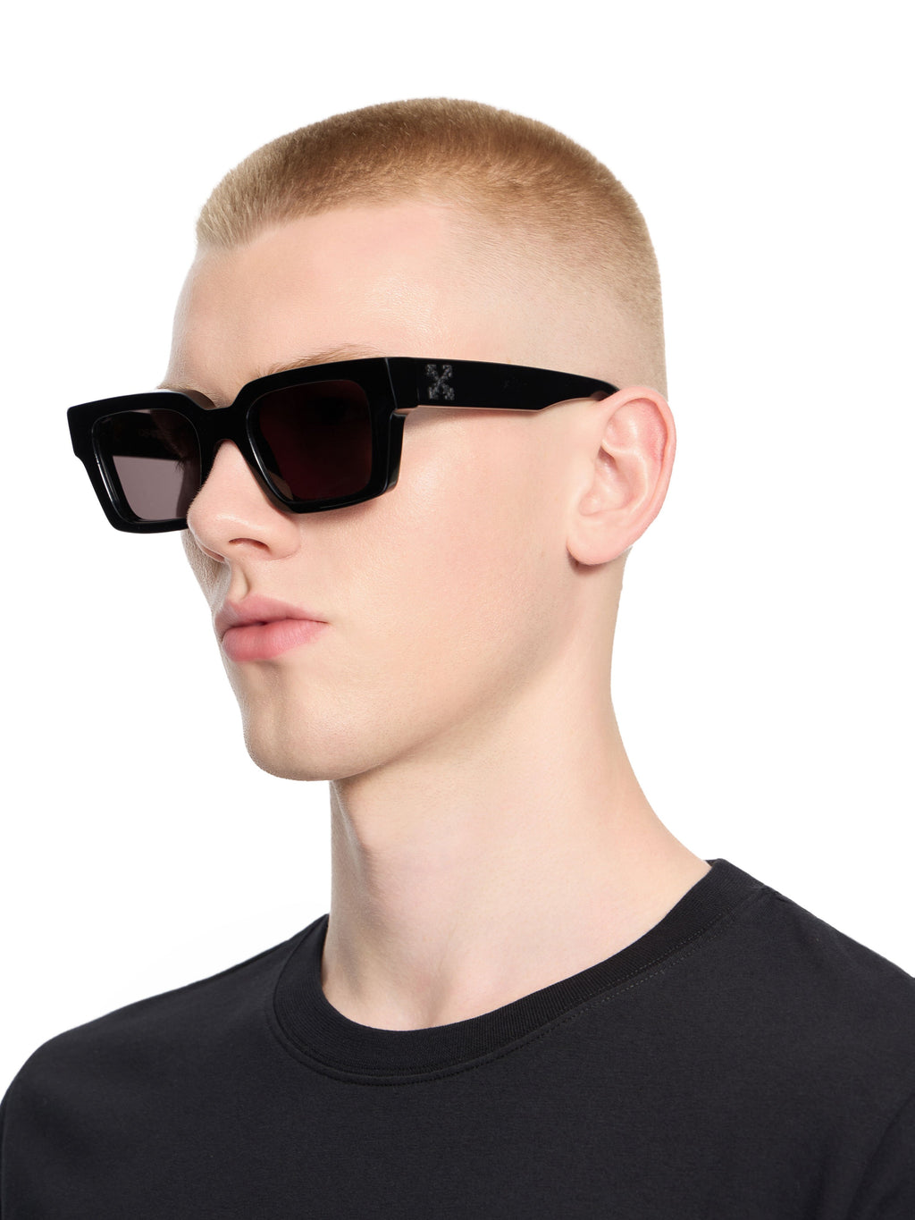OFF-WHITE VIRGIL SUNGLASSES BLACK — vista 4