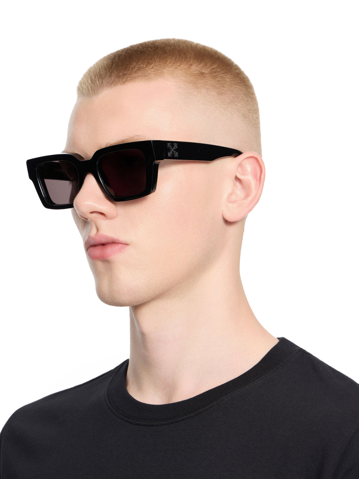 OFF-WHITE VIRGIL SUNGLASSES BLACK — vista 4