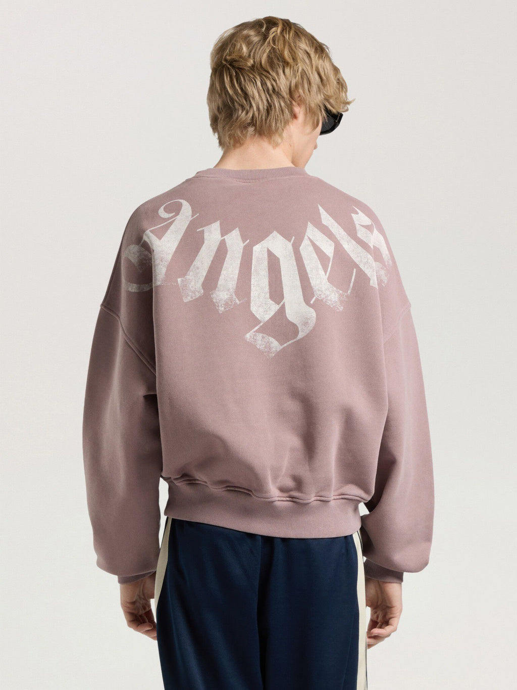PALM ANGELS BIG NECK LOGO LOOSE SWEATSHIRT MAUVE - OFF WHITE — vista 5