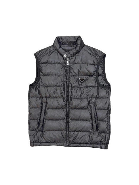PRADA PLAQUE PUFFER MINI LOGO VEST BLACK PRADA The Hype Company