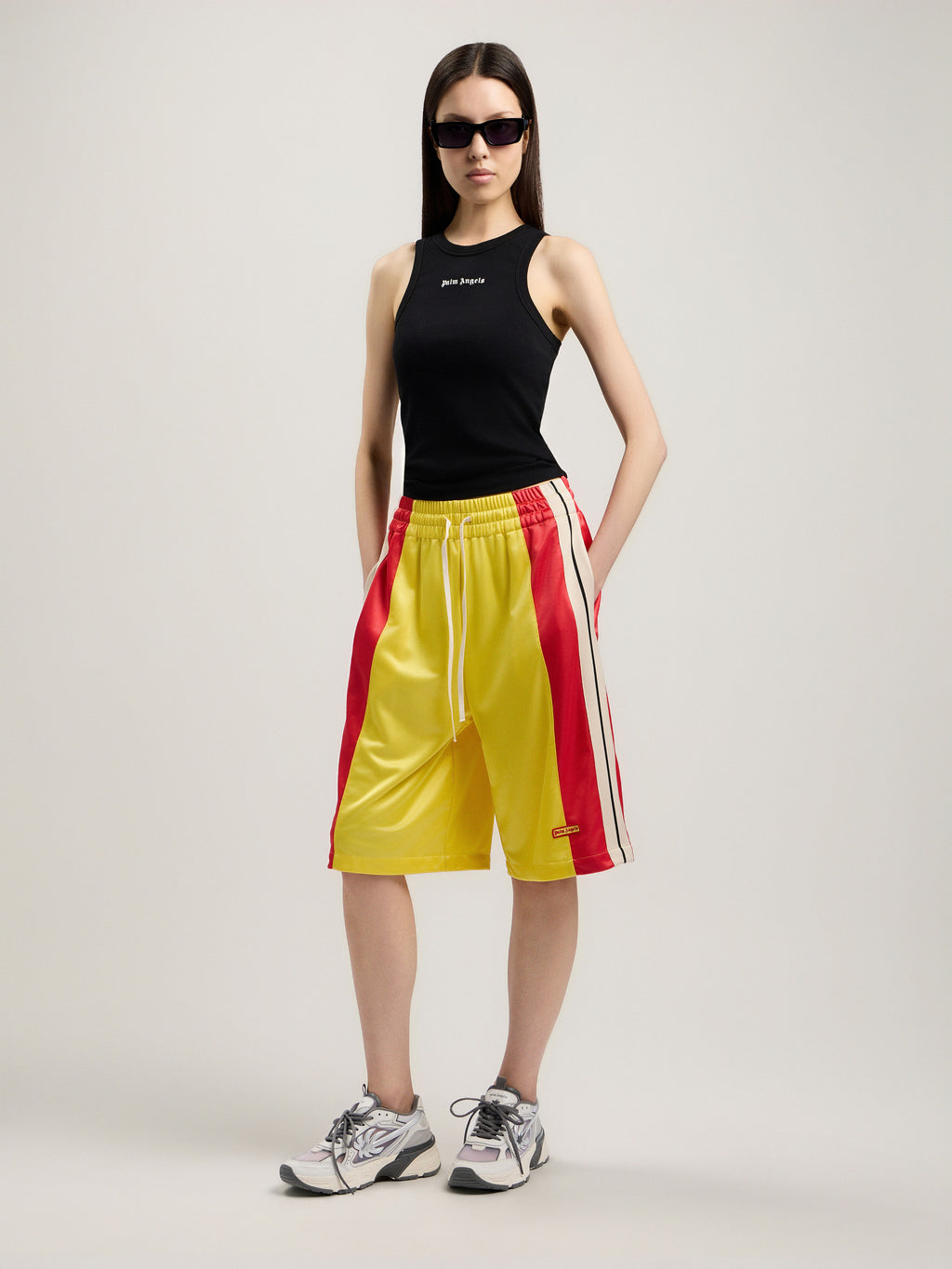 PALM ANGELS CLASSIC LOGO FITTED TANK TOP BLACK OFF WHITE — vista 2