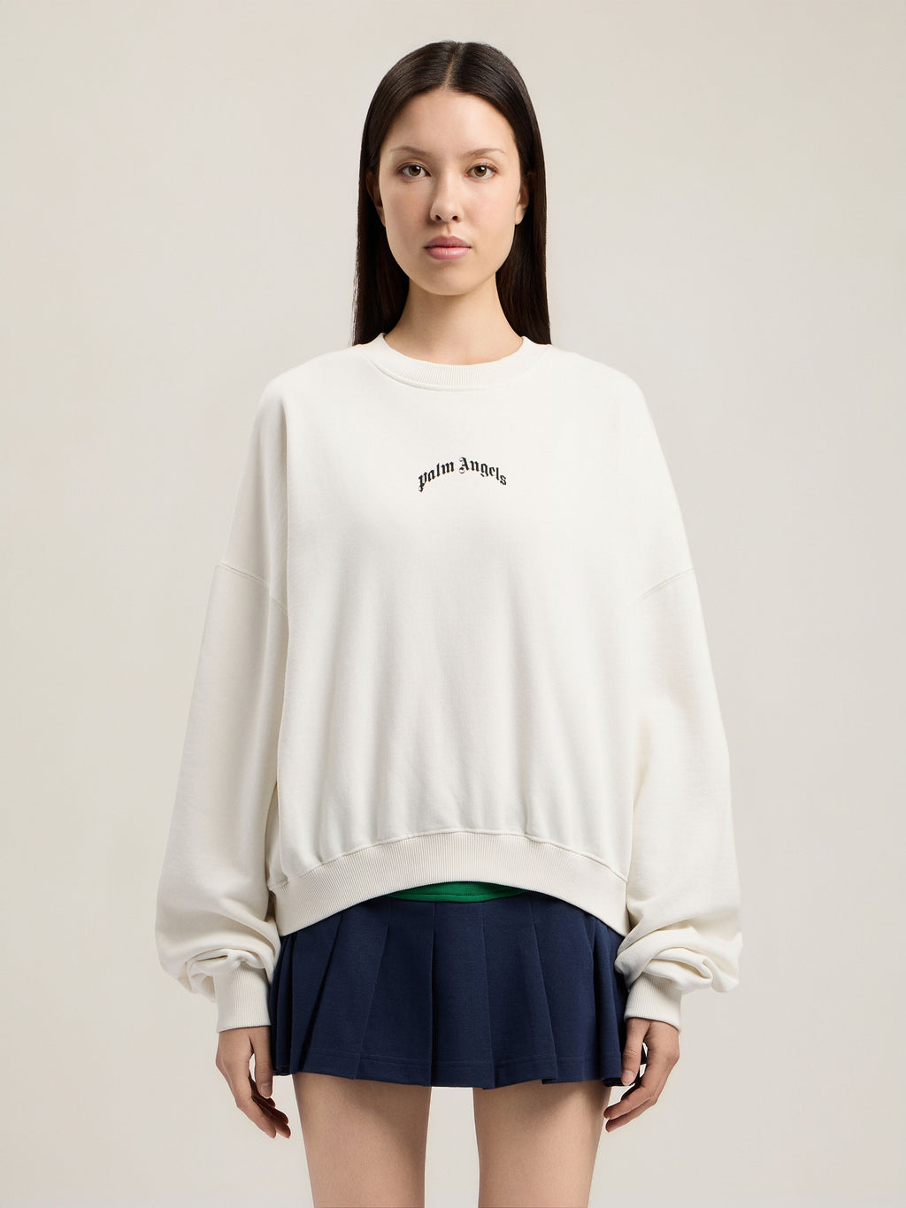 PALM ANGELS CURVED LOGO LOOSE CROP SWEATSHIRT OFF WHITE BLACK — vista 3