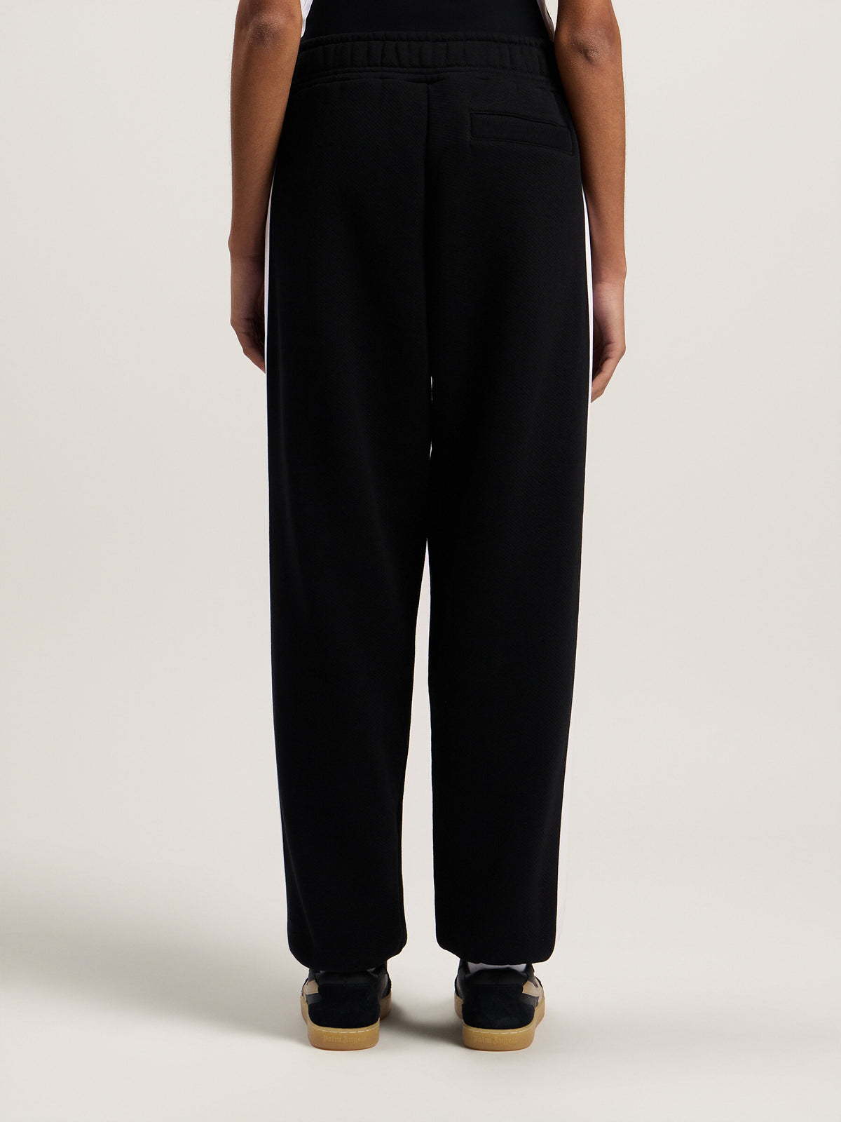 PALM ANGELS TRACK SWEATPANTS BLACK WHITE — vista 5