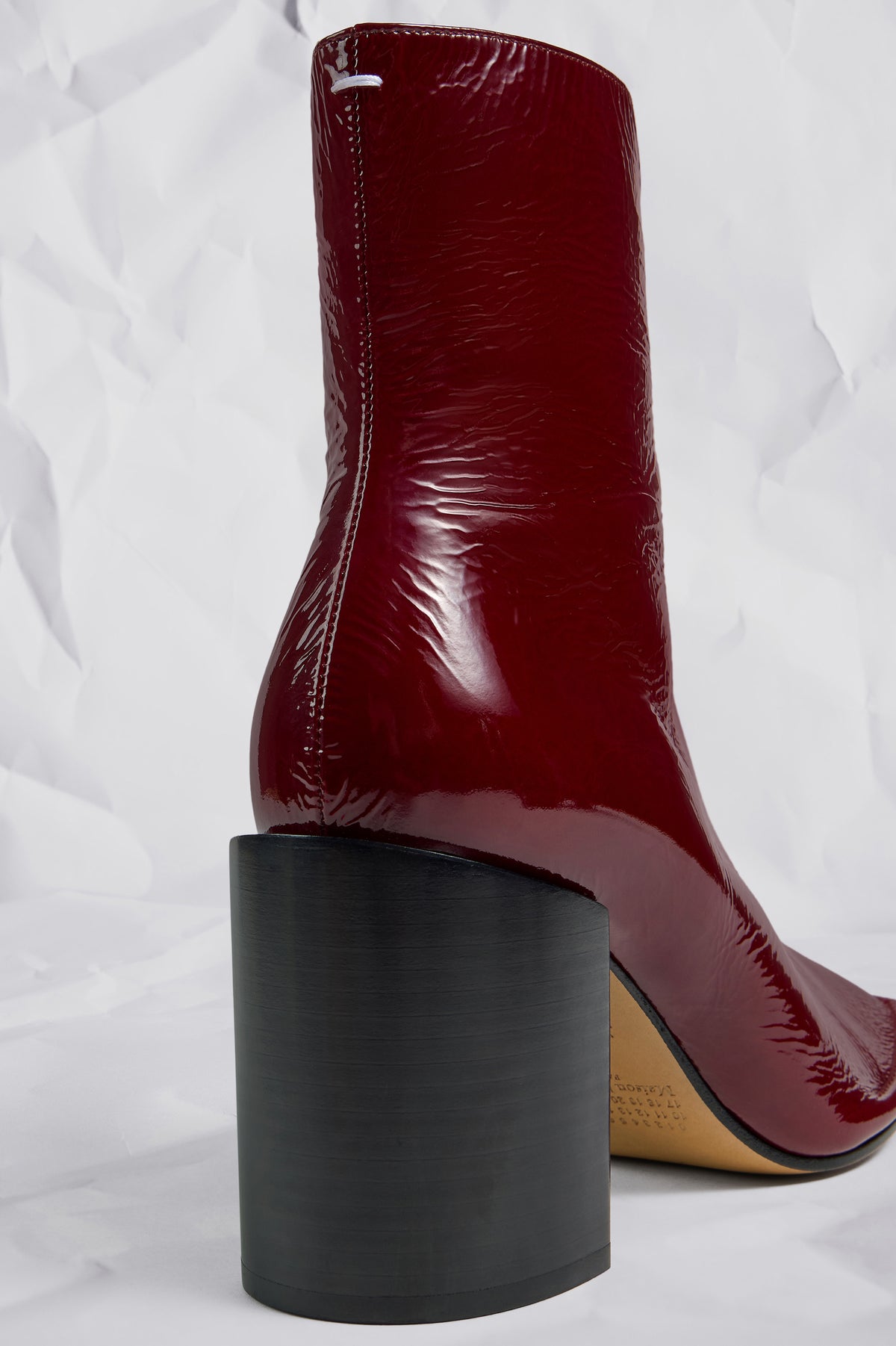 MAISON MARGIELA PIPED ANKLE BOOTS SUEDE PATENT LEATHER RED — vista 4