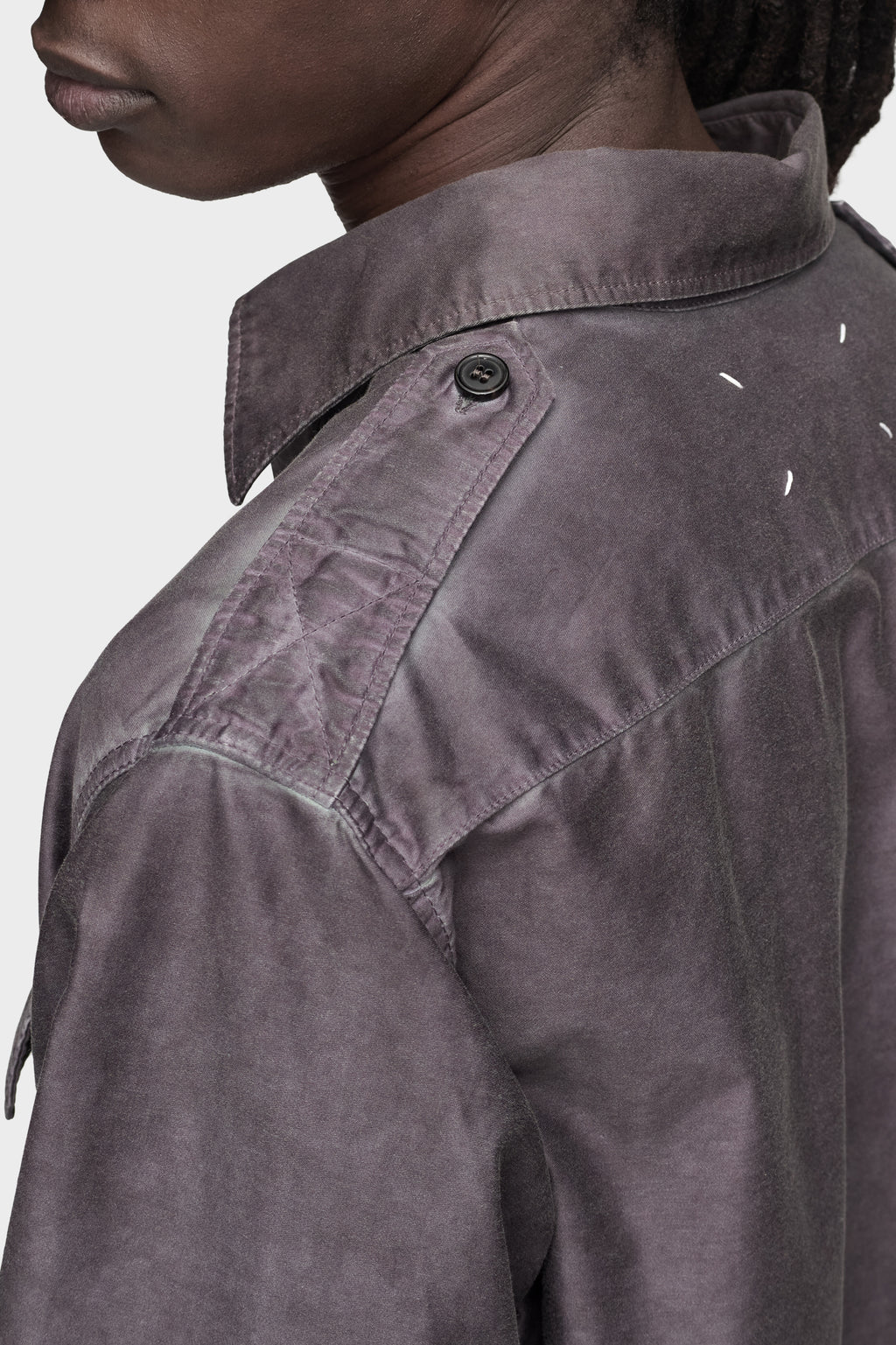 MAISON MARGIELA DOUBLE-DYED WORKWEAR SHIRT PLUM — vista 5