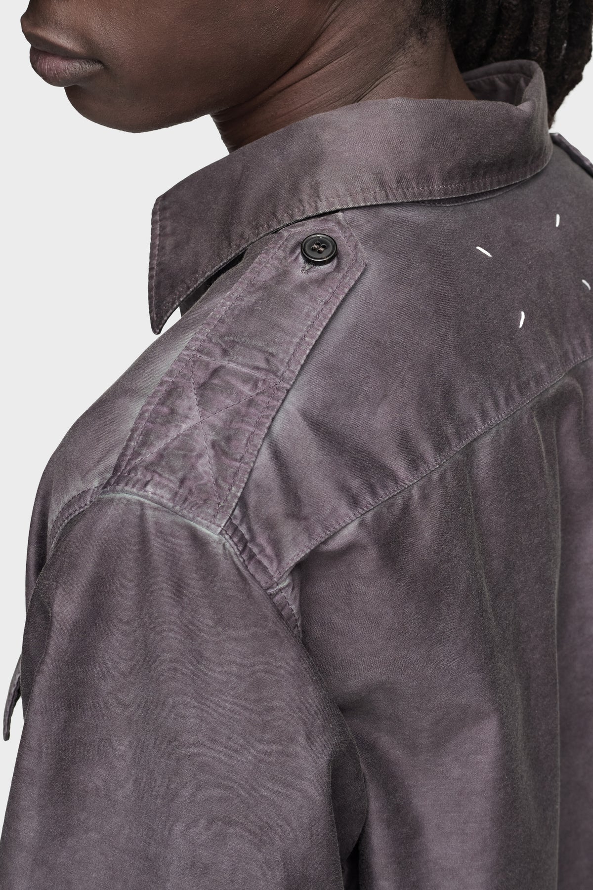 MAISON MARGIELA DOUBLE-DYED WORKWEAR SHIRT PLUM — vista 5