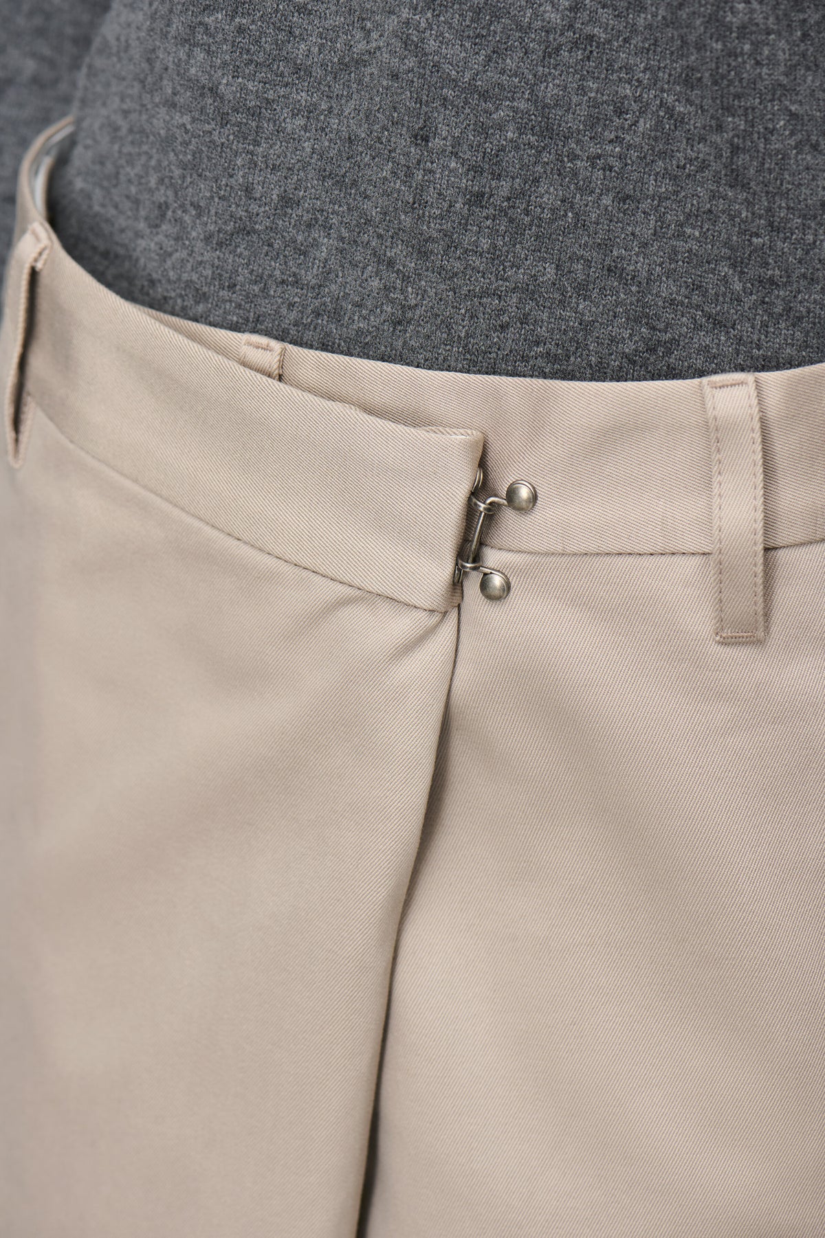 MAISON MARGIELA WRAP SHORTS GREY — vista 5