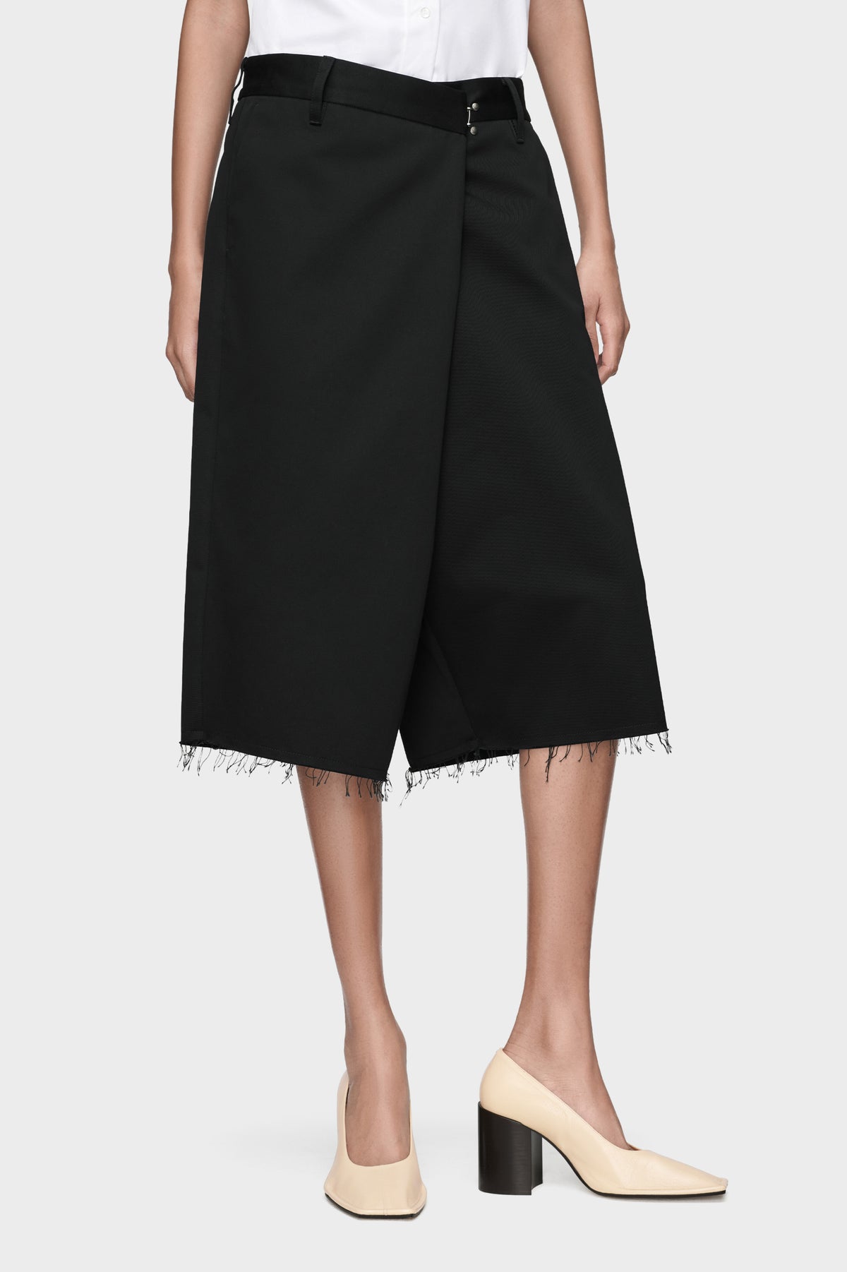 MAISON MARGIELA WRAP SHORTS BLACK — vista 2