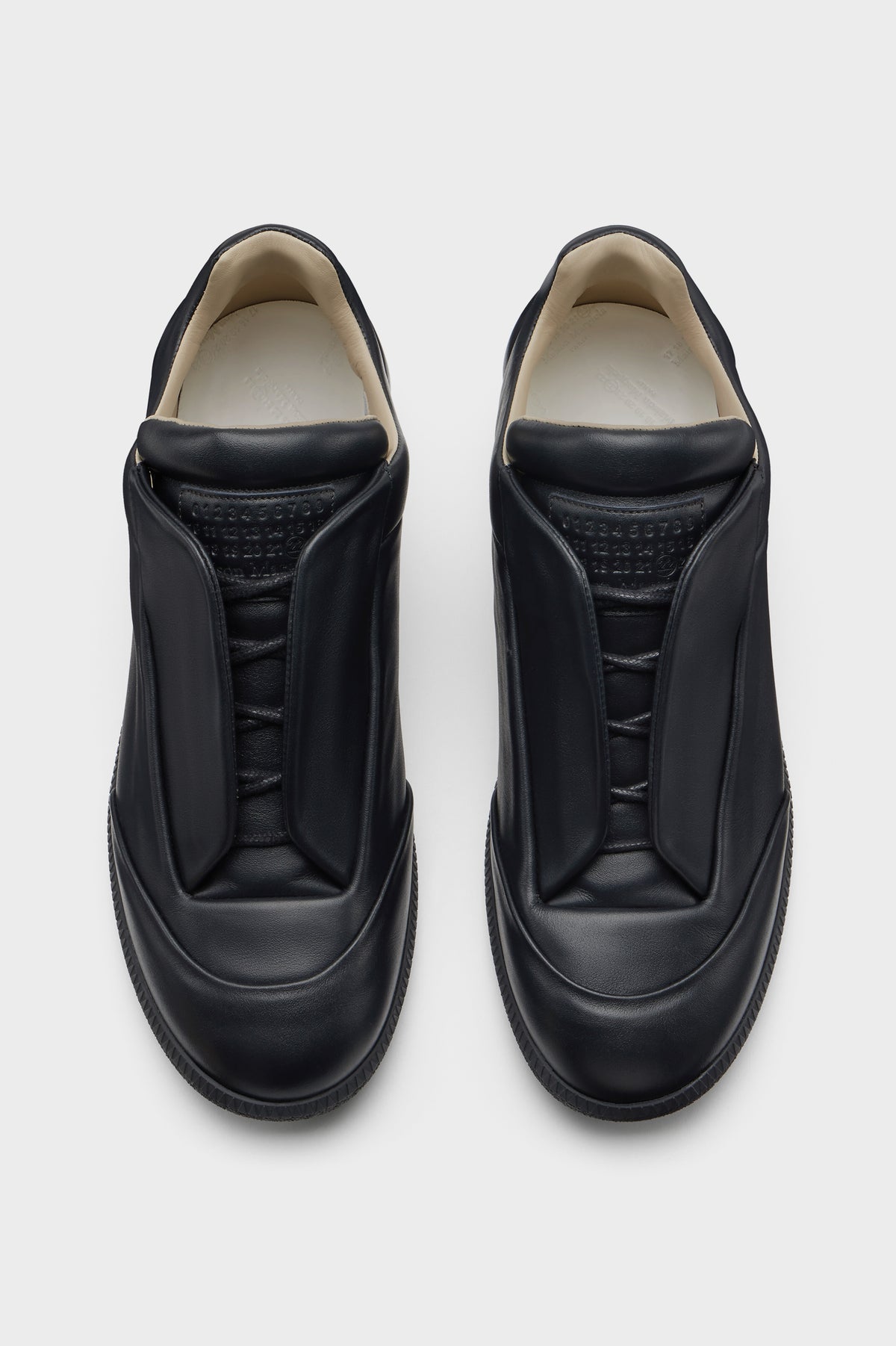 MAISON MARGIELA FUTURE LOW-TOP BLACK — vista 4